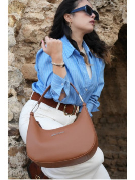 en forme de demi-lune