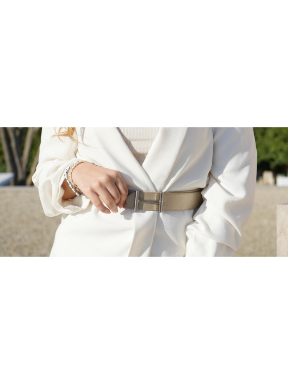 une ceinture femme en cuir